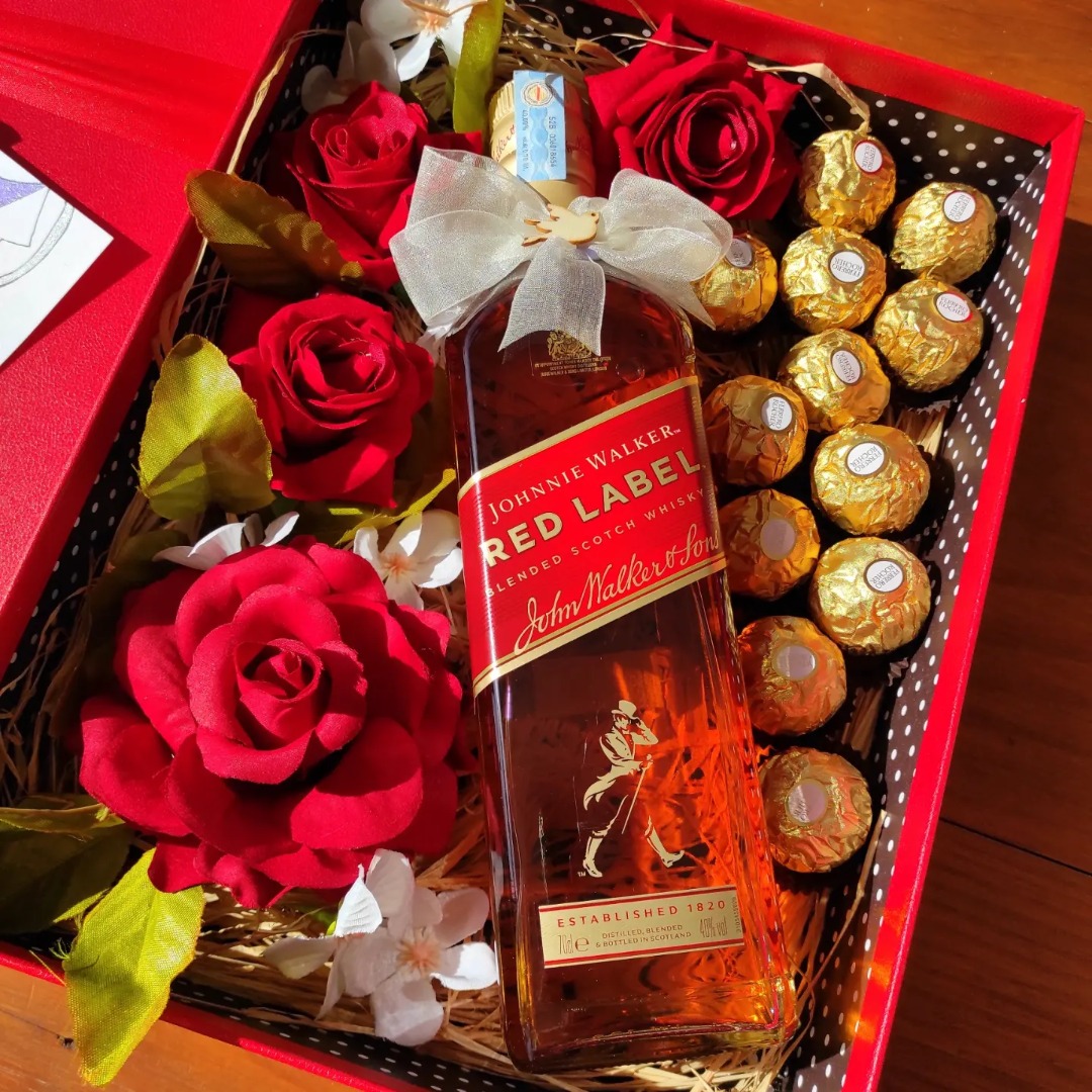 Кутија со виски и чоколатца